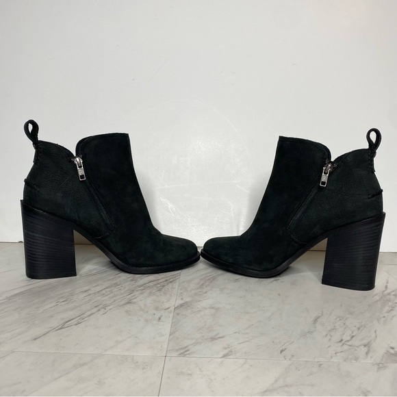UGG Pixley Black Heeled Bootie 9 - Picture 5 of 13